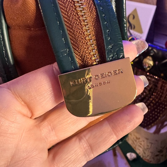 Kurt Geiger NWT Shoulder/Crossbody Floral Sequin Bag NWT - Picture 4 of 9